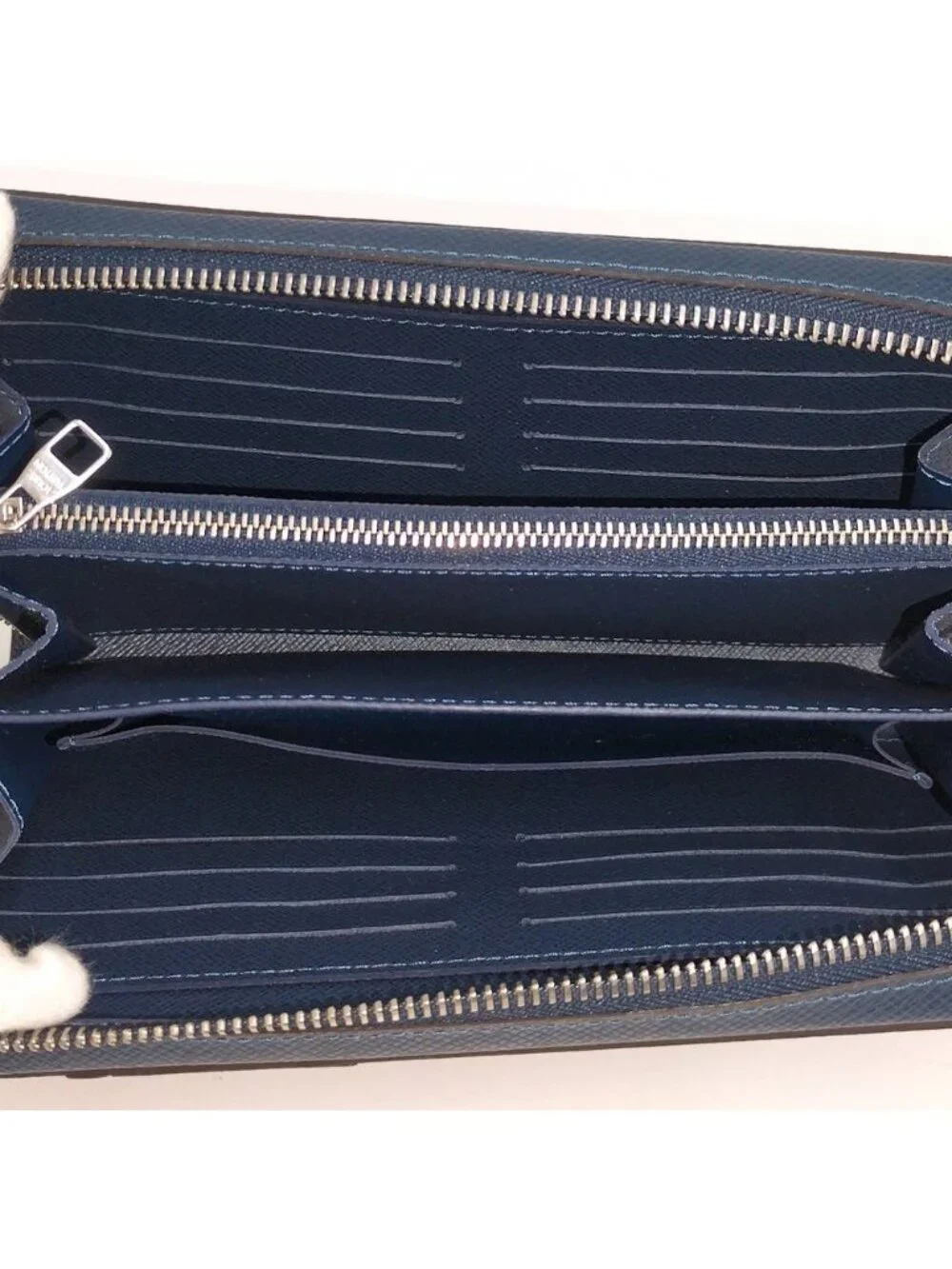 Louis Vuitton Zippy XL Organizer Taiga Navy Blue Wallet
